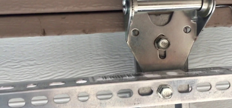 commercial garage door hinges repair in Waterloo